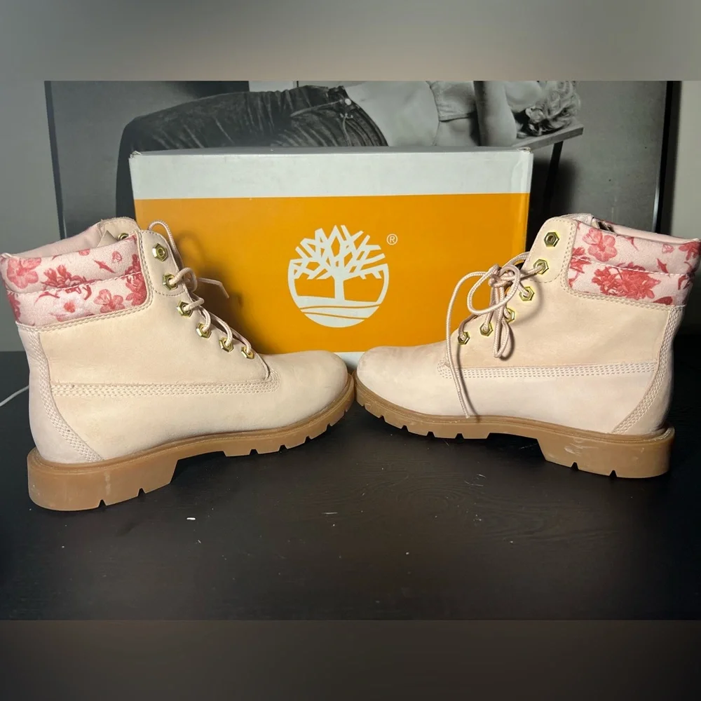Timberland Boots | PINK | FLORAL | WOMANS | SIZE 6.5 - Picture 6 of 8